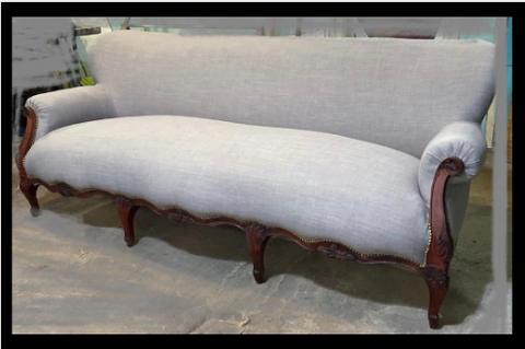 I.4006 SOFÁ DE 3 CUERPOS RESTAURADO