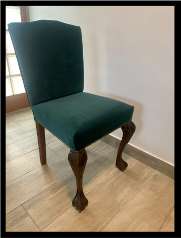 I.4010 TRÍO DE SILLAS TAPIZADAS