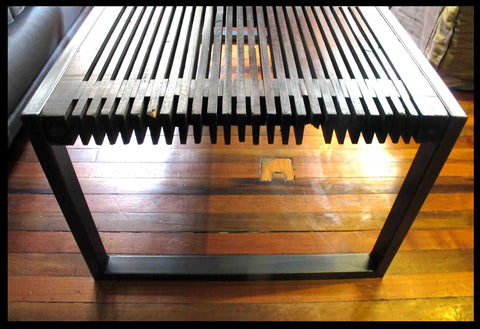 I.151 MESA DE CENTRO