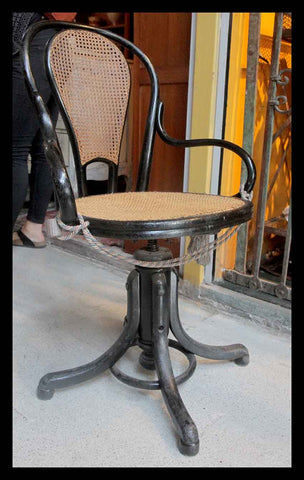 I.198 SILLA THONET