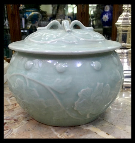 II.564 POTE FRANCÉS CELADON