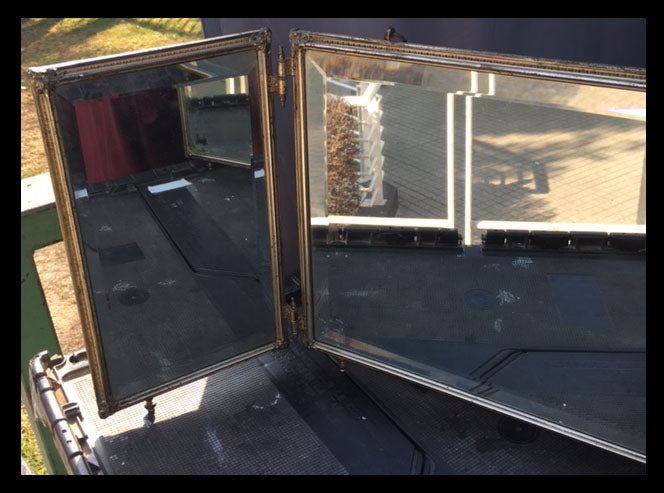 II.731 ESPEJO TRÍPTICO DE VIAJE