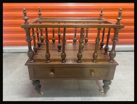 I.1282 REVISTERO INGLÉS