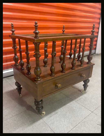 I.1282 REVISTERO INGLÉS