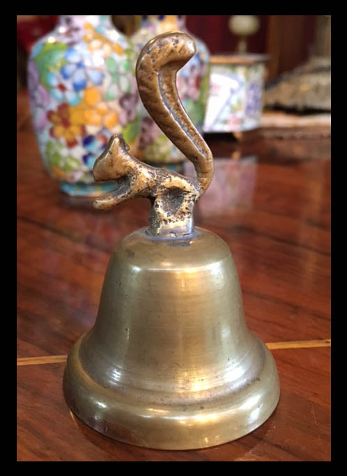 II.742 CAMPANILLA DE ARDILLA