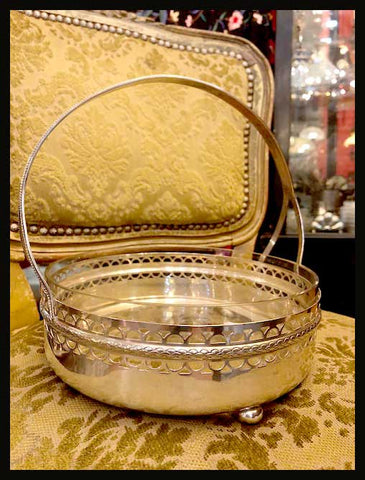 ii.1860 CENTRO DE MESA TIPO CANASTILLO DE PLAQUÉ