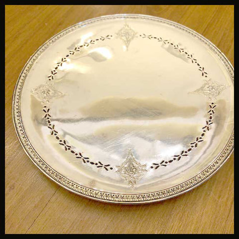 II.1869 CUARTETO DE BANDEJAS DE PLAQUÉ