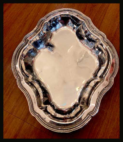 II.1870 TRÍO DE BANDEJAS HONDAS DE PLAQUÉ