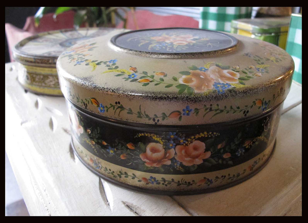 II.492 CAJITAS DE LATA