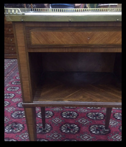 I.331 VELADOR LUIS XVI