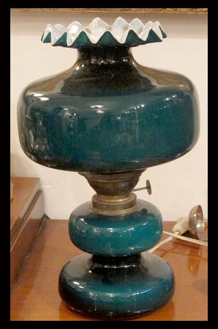 II.495 LÁMPARA AZUL DE MESA