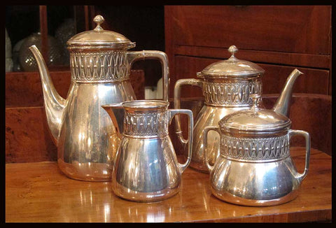 II.496 JUEGO DE TÉ DE PLAQUÉ