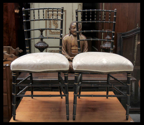 I.13 PAR DE SILLAS LATERALES NAPOLEÓN III