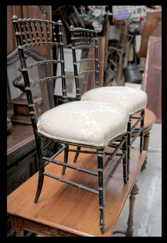 I.13 PAR DE SILLAS LATERALES NAPOLEÓN III