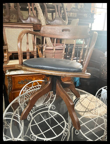 I.3643  SILLA SHERIFF GIRATORIA