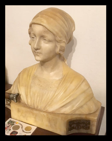 II.779 BUSTO DE ALABASTRO FRANCÉS , BASE CON BRONCE