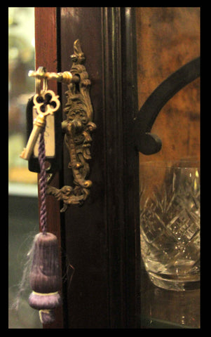 I.10 VITRINA ESCOCESA