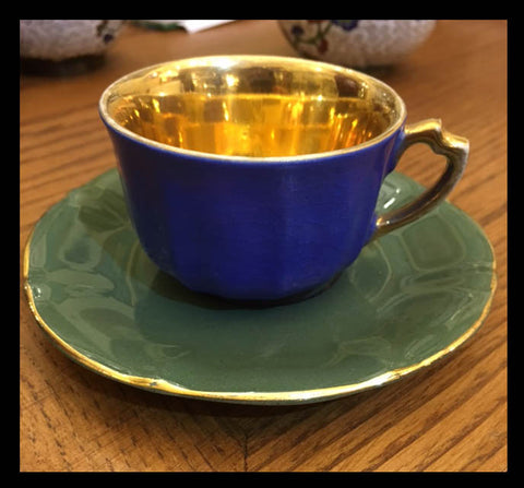 II.782 TAZA LOTA VERDE Y AZUL