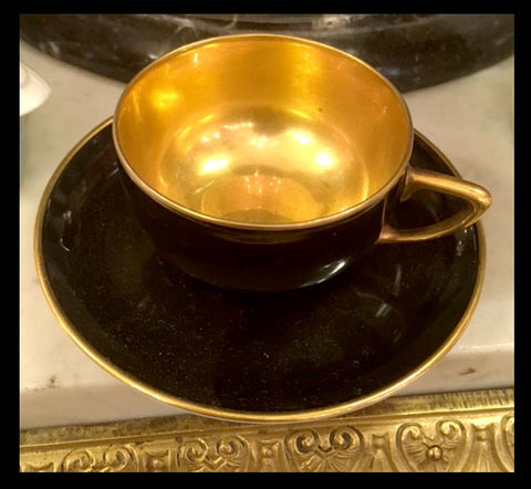 II.803 TAZA LOTA NEGRA