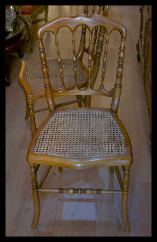 I.12 PAR DE SILLAS LATERALES MADERA CURVA Y JUNCO