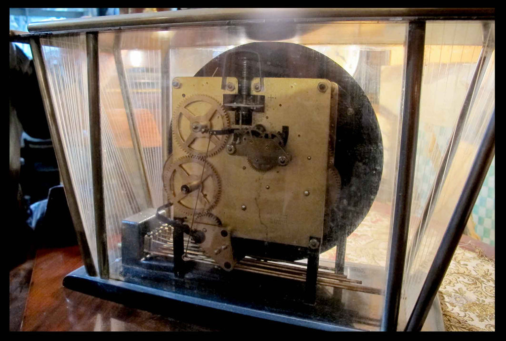 II.711 RELOJ DE MESA