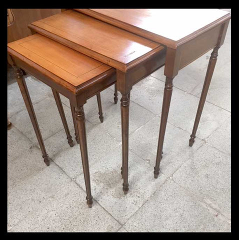 I.493 TRÍO MESAS NIDO