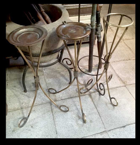 II.813 TRÍO CENICEROS BRONCE