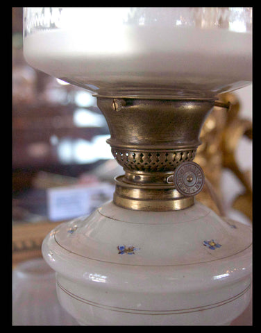 II.49 LÁMPARA DE SOBREMESA