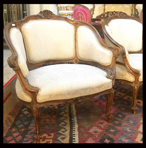 I.359 JUEGO DE SOFÁ Y DOS SILLONES FRANCESES