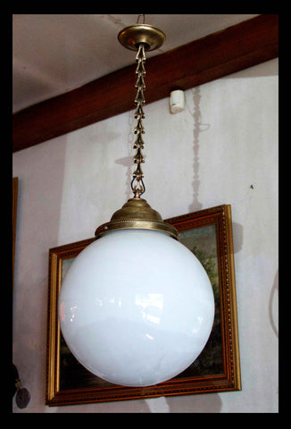 II.56 PAR DE LÁMPARAS COLGANTES