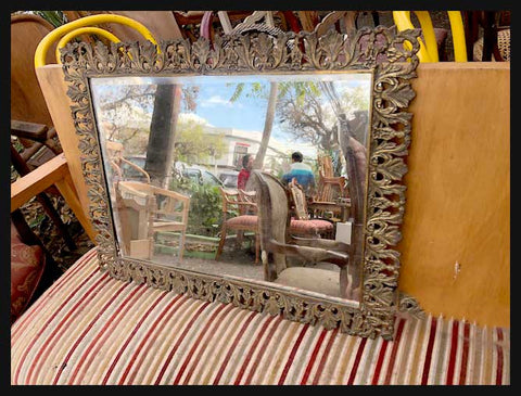 II.2136 ESPEJO MARCO DE BRONCE