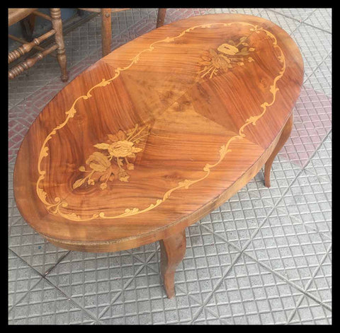 I.355 MESA DE CENTRO CON MARQUETERÍA