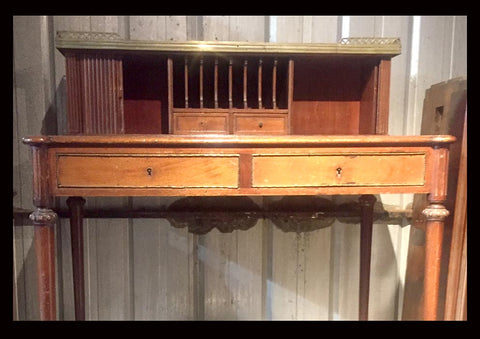 I.349 SECRETAIRE INGLÉS DE CORTINA