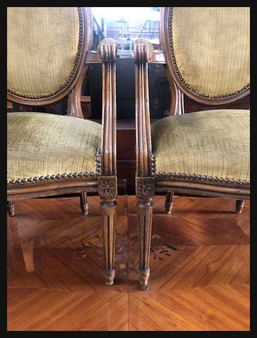 I.1590 PAR DE SILLAS FRANCESAS