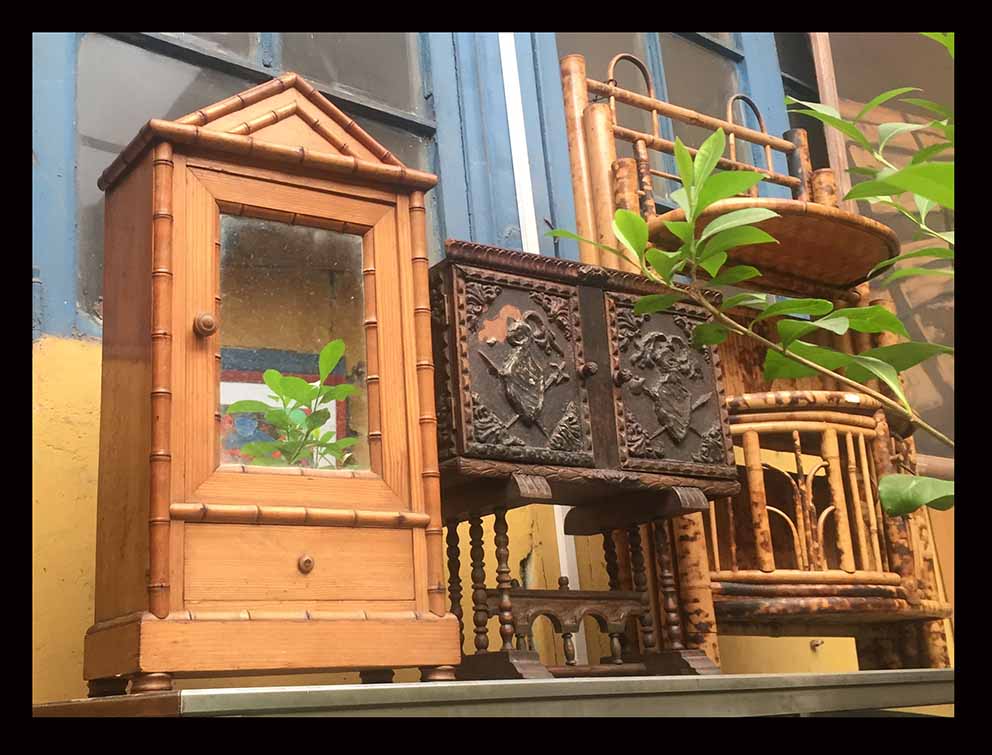 I.343 MINIATURAS DE MUEBLES