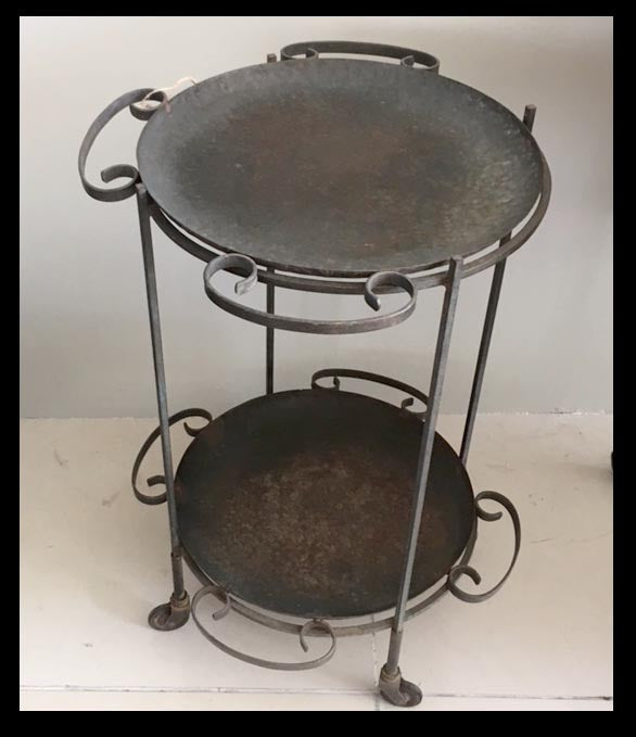 I.450 PAR DE MESAS LATERALES