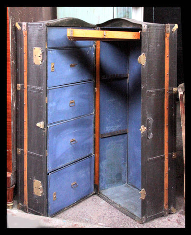 II.3 MALETA VIAJE EN BARCO