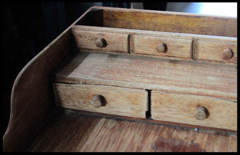 I.4 BANCA DE ZAPATERO (COBBLERS`S BENCH)