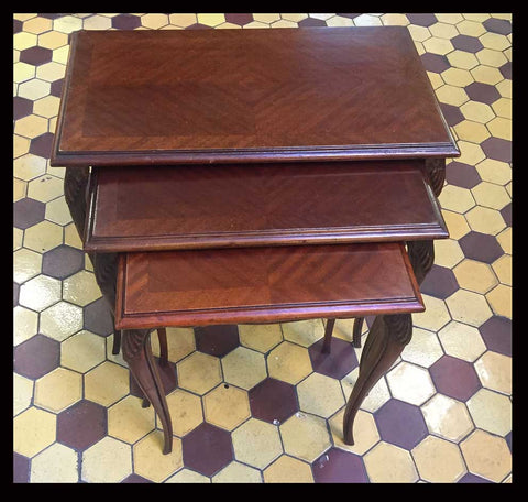 I.313 TRÍO DE MESAS NIDO