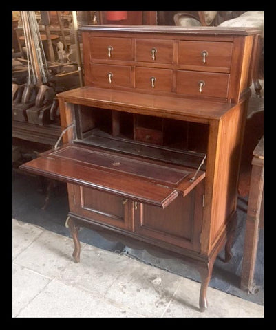 I.498 SECRETAIRE CON VARIOS CAJONES