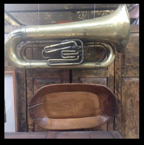 II.773 TUBA DE BRONCE