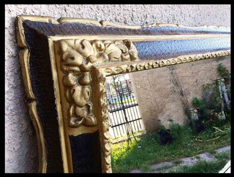 I.500 ESPEJO DE MARCO ANTIGUO TALLADO