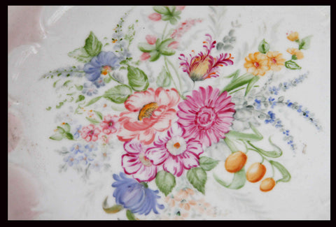 II.105 PLATO DE PORCELANA