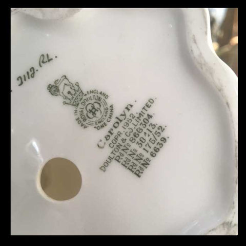 II.825 FIGURA DE PORCELANA