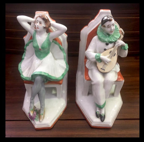 II.824 FIGURAS ART DECÓ DE PORCELANA