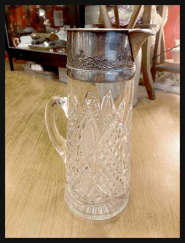 II.2158 JARRO DE VIDRIO Y PLAQUÉ