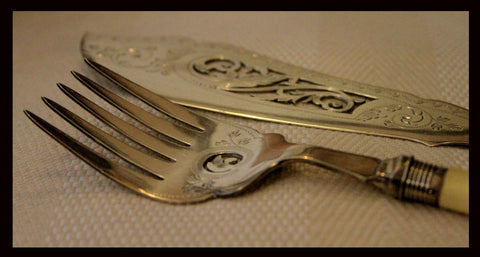 II.125 CUBIERTOS DE SERVIR