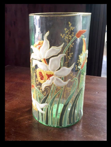 II.774 FLORERO PINTADO EN RELIEVE