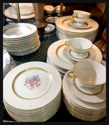 II.2169 LOZA COMPLETA PARA 8 PERSONAS