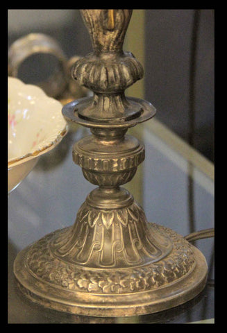 II.142 LÁMPARAS DE MESA